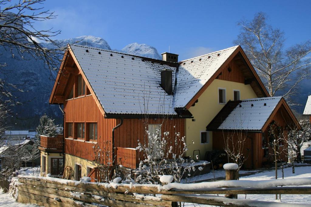 ホテル Haus Hepi オーバートラウン エクステリア 写真